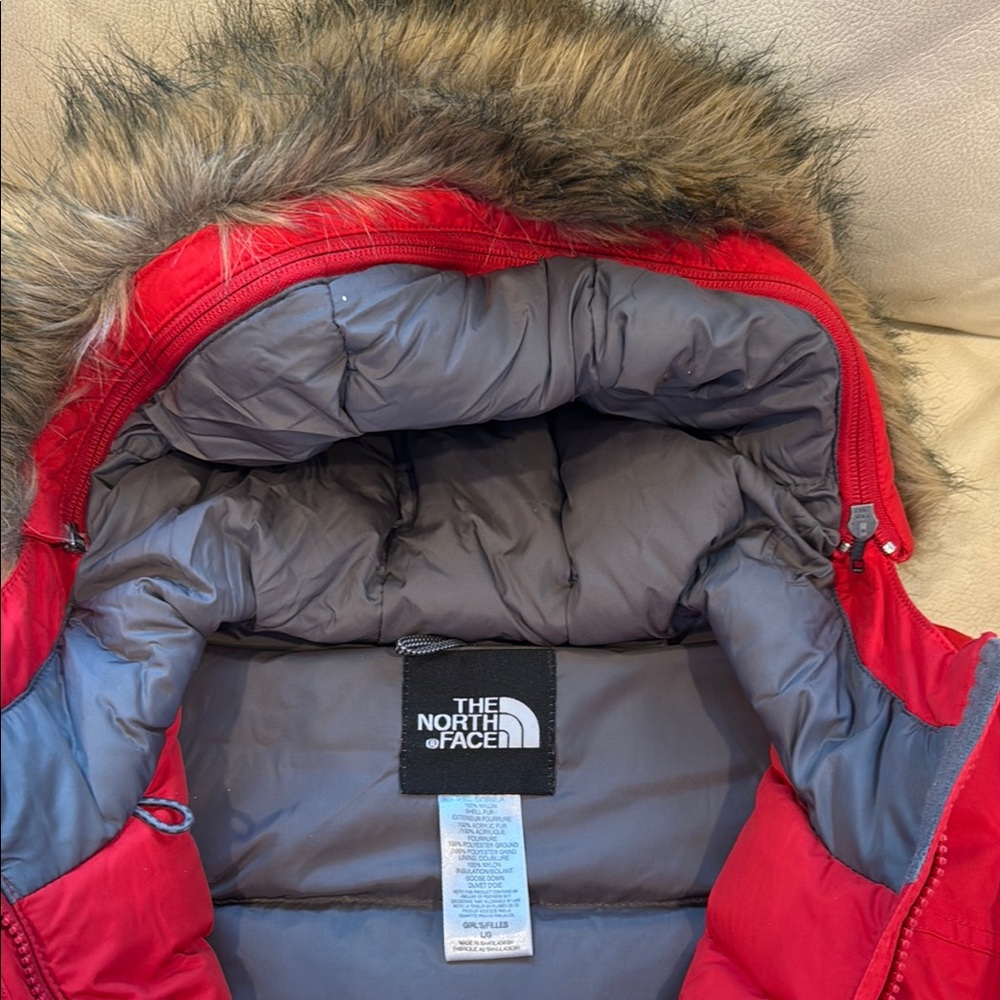 The North Face Girl’s Red Hooded Jacket - Picture 5 of 8